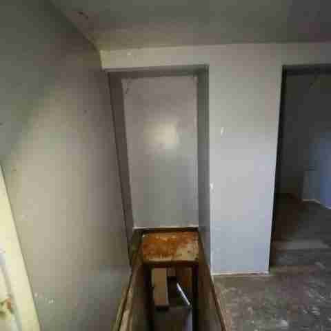 15045 manor (44).jpg